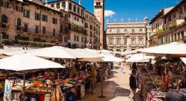 appartamento in vendita a Verona in zona Centro Storico