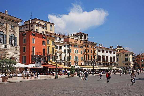 intera palazzina in vendita a Verona in zona Centro Storico