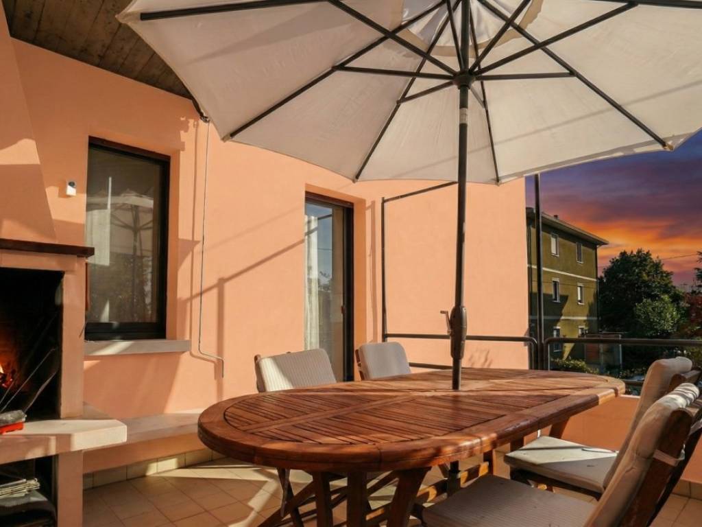 casa indipendente in vendita a Verona in zona Porto Crencano