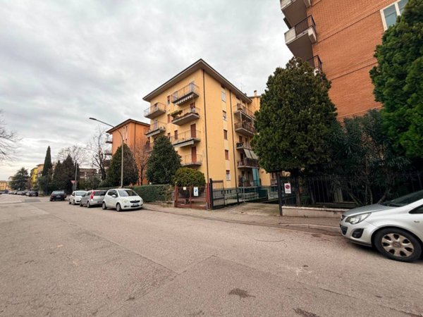appartamento in vendita a Verona in zona Borgo Roma