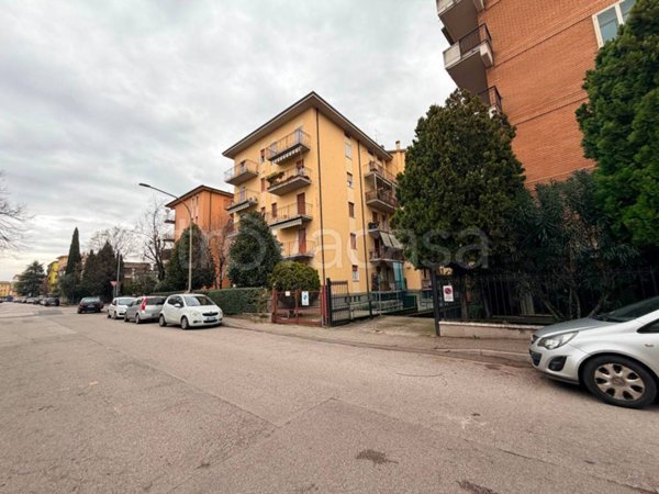 appartamento in vendita a Verona in zona Borgo Roma