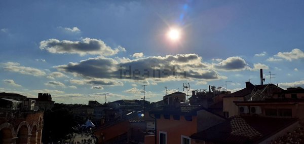 appartamento in vendita a Verona in zona Centro Storico