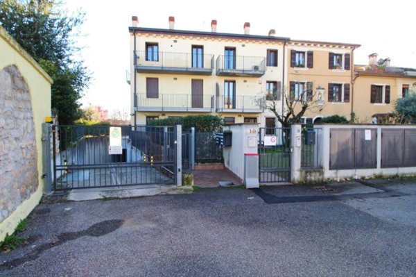 appartamento in vendita a Verona in zona Santa Lucia