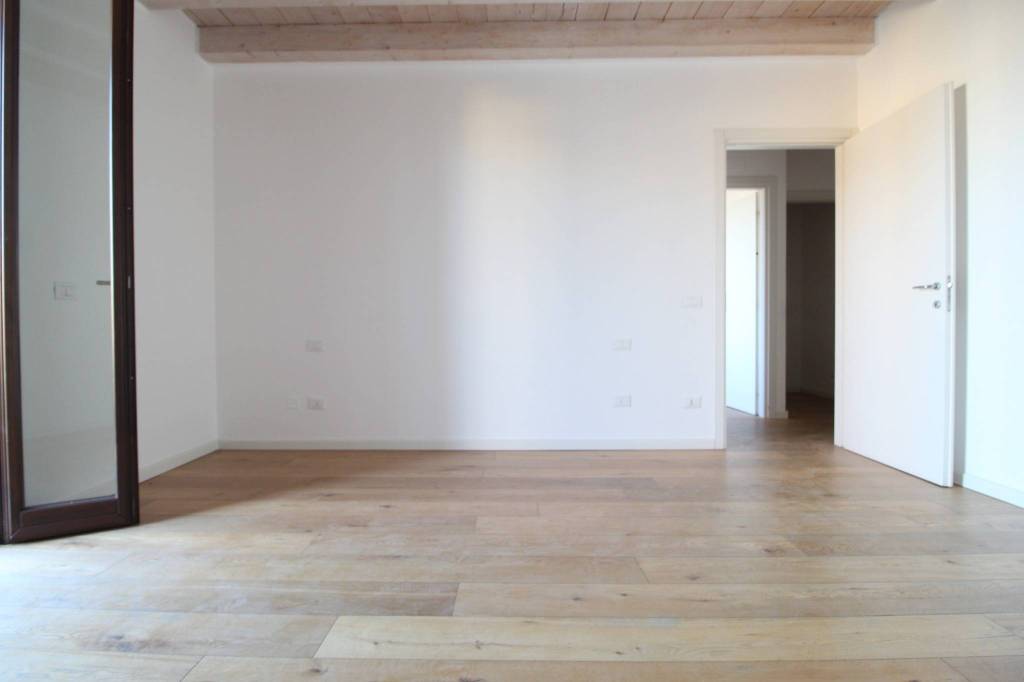 appartamento in vendita a Verona in zona Santa Lucia