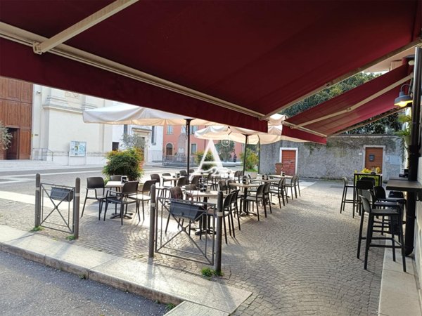 negozio in vendita a Verona in zona Borgo Roma