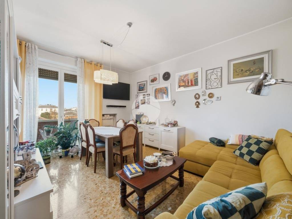 appartamento in vendita a Verona in zona Borgo Roma