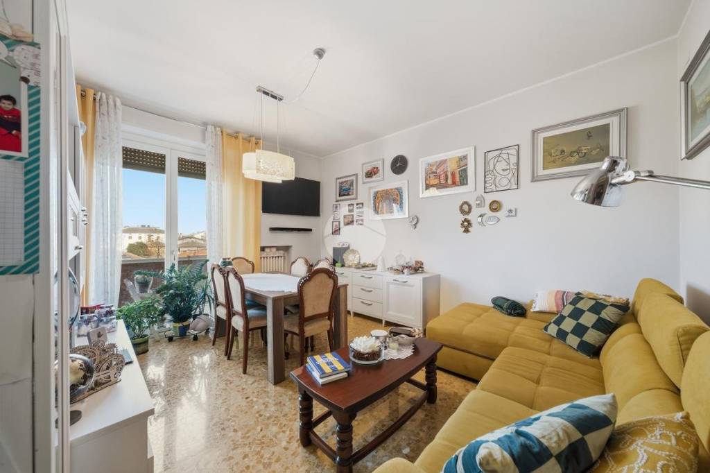 appartamento in vendita a Verona in zona Borgo Roma