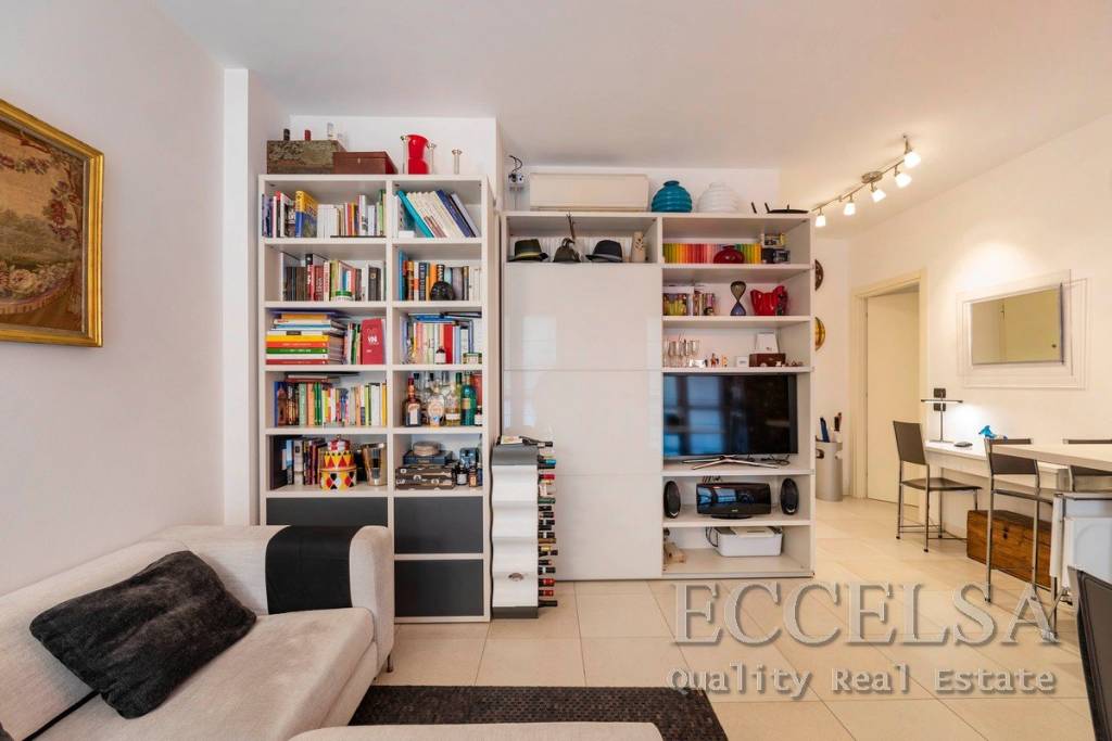 appartamento in vendita a Verona in zona Valdonega