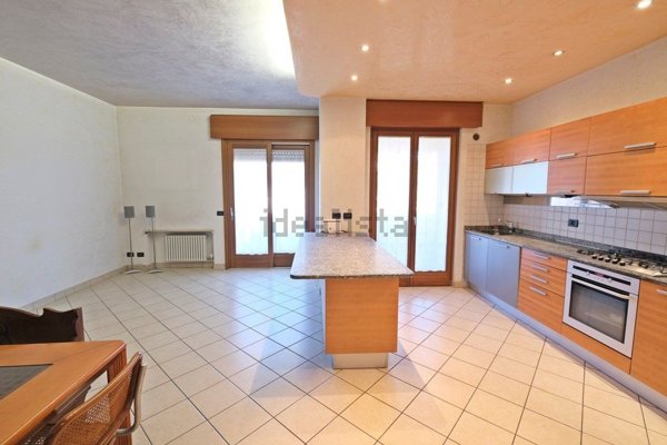 appartamento in vendita a Verona in zona Golosine