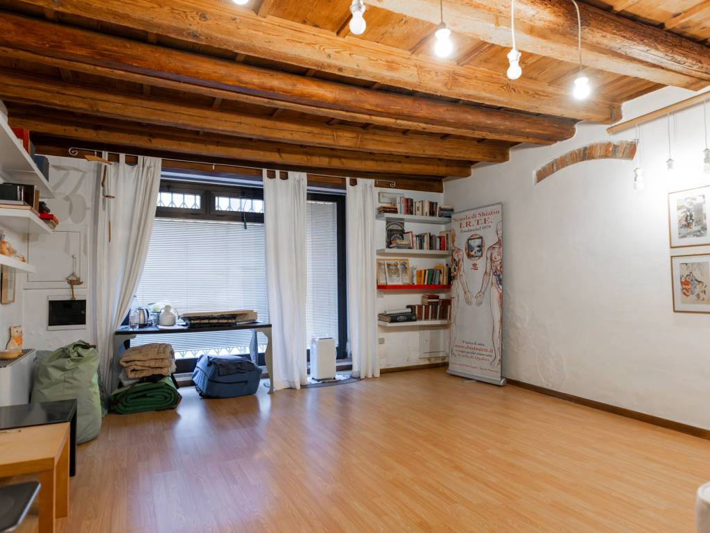 negozio in vendita a Verona