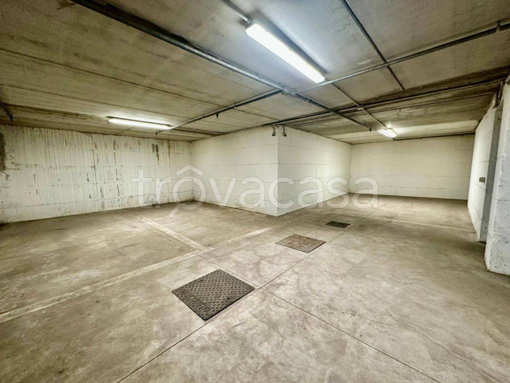 locale di sgombero in vendita a Verona in zona Centro Storico