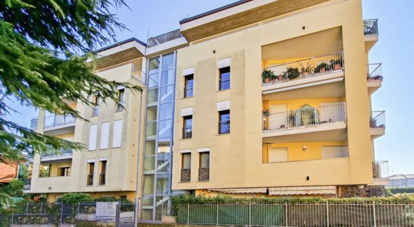 appartamento in vendita a Verona in zona Borgo Roma