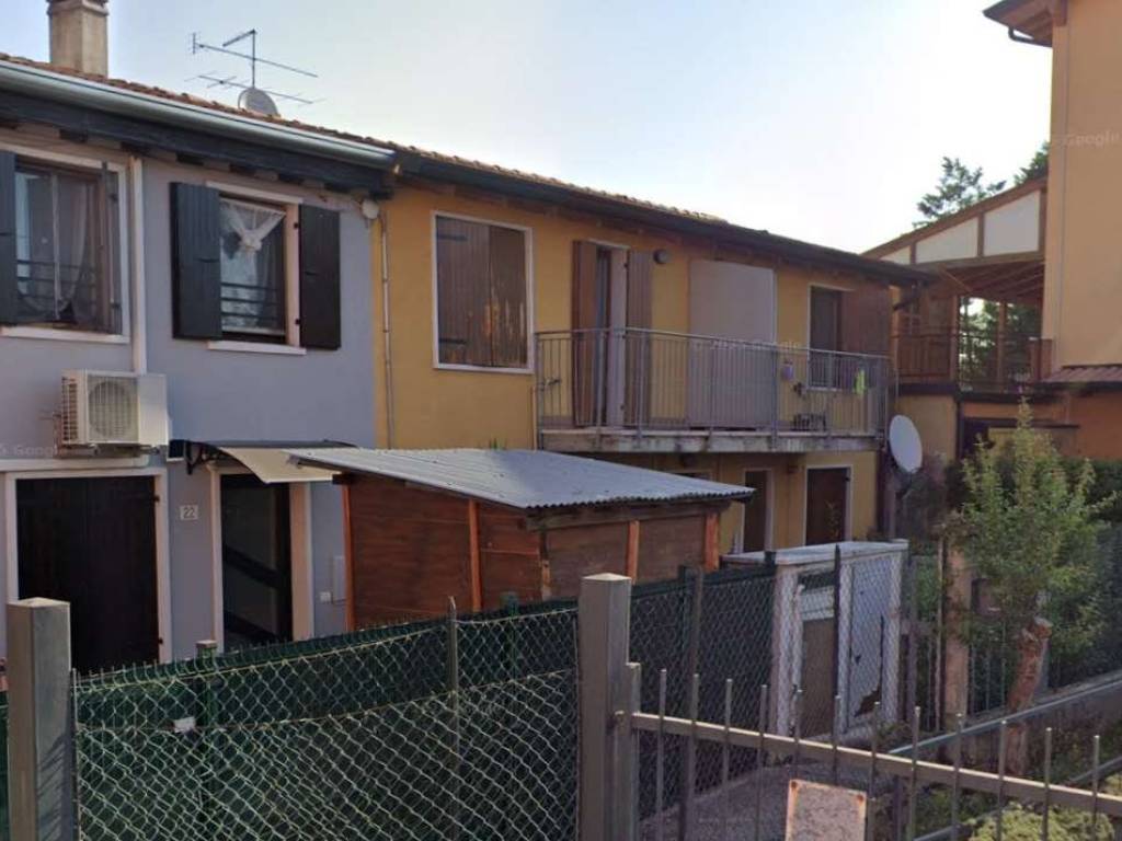 appartamento in vendita a Verona in zona Borgo Roma
