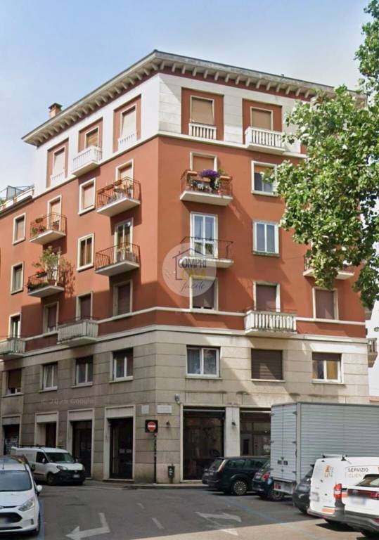 appartamento in vendita a Verona in zona Cittadella