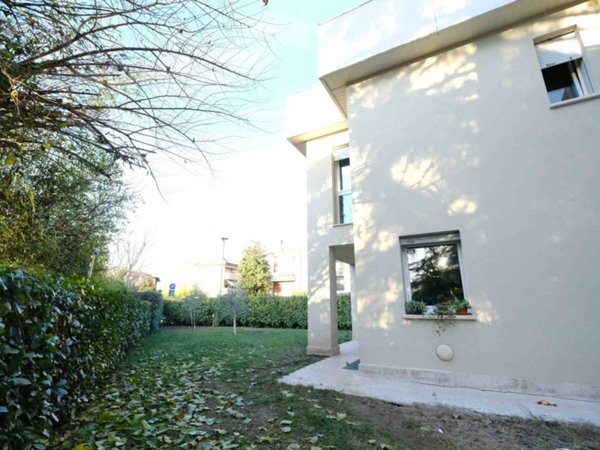 casa indipendente in vendita a Verona in zona San Massimo all'Adige