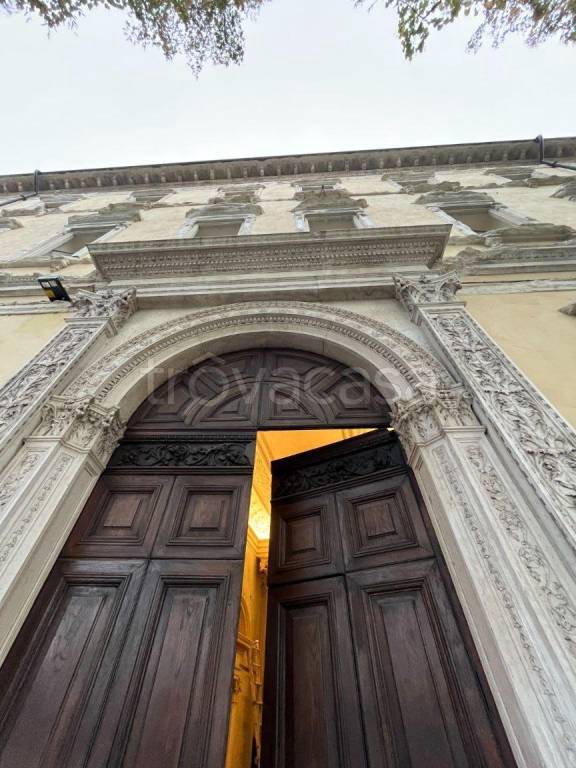 appartamento in vendita a Verona in zona Veronetta