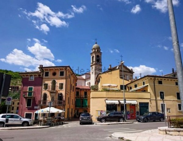 appartamento in vendita a Verona in zona Quinzano