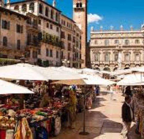 casa indipendente in vendita a Verona