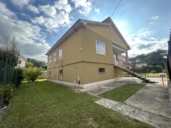 casa indipendente in vendita a Verona
