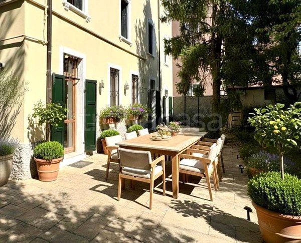 appartamento in vendita a Verona
