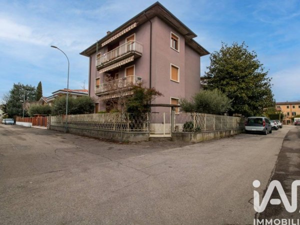 appartamento in vendita a Verona in zona Chievo