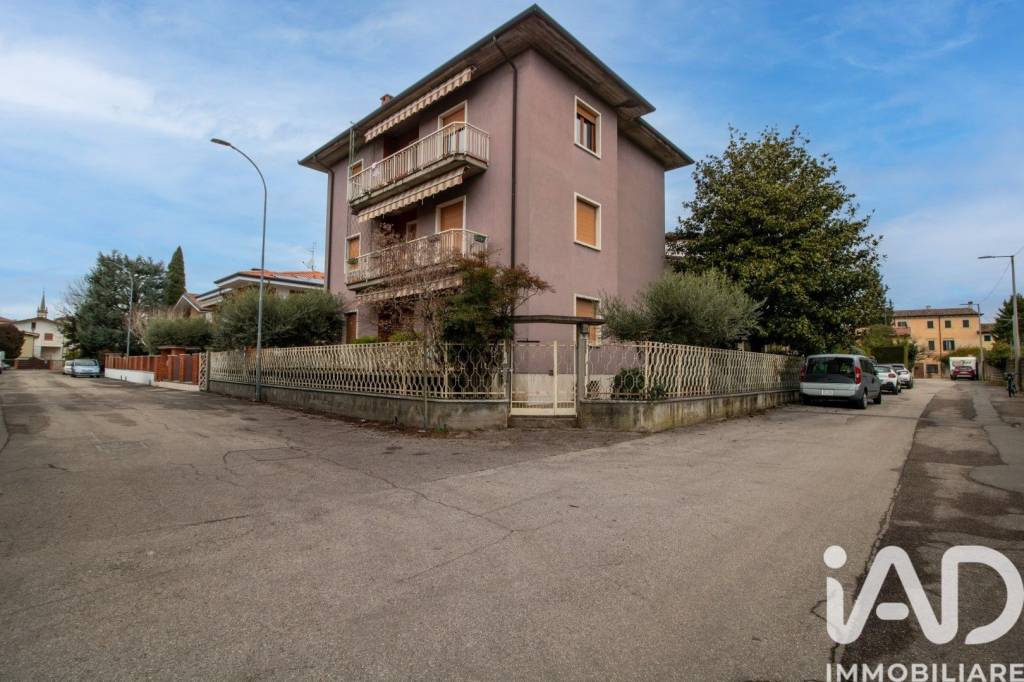 appartamento in vendita a Verona in zona Chievo