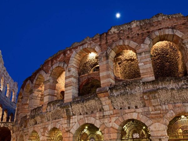 appartamento in vendita a Verona in zona Centro Storico