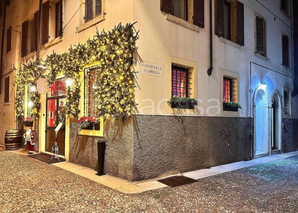 appartamento in vendita a Verona in zona Centro Storico