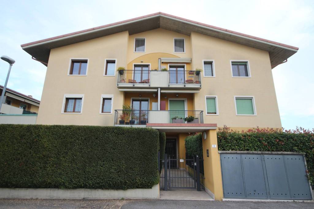 appartamento in vendita a Verona in zona Musicisti / Santa Croce