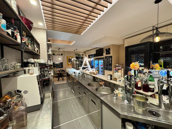 negozio in vendita a Verona