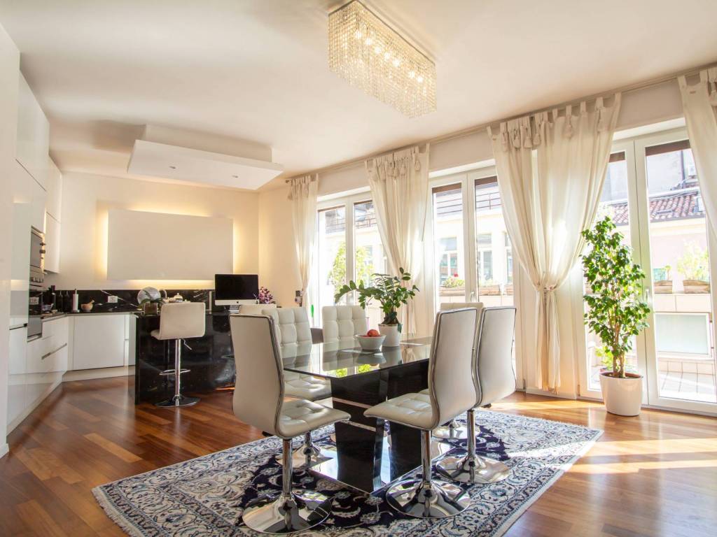 appartamento in vendita a Verona in zona Centro Storico