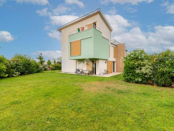 casa indipendente in vendita a Verona in zona Borgo Venezia / Borgo Trieste