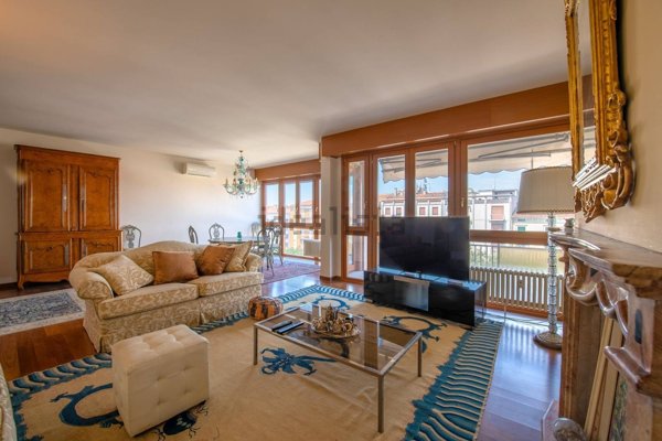 appartamento in vendita a Verona in zona Cittadella