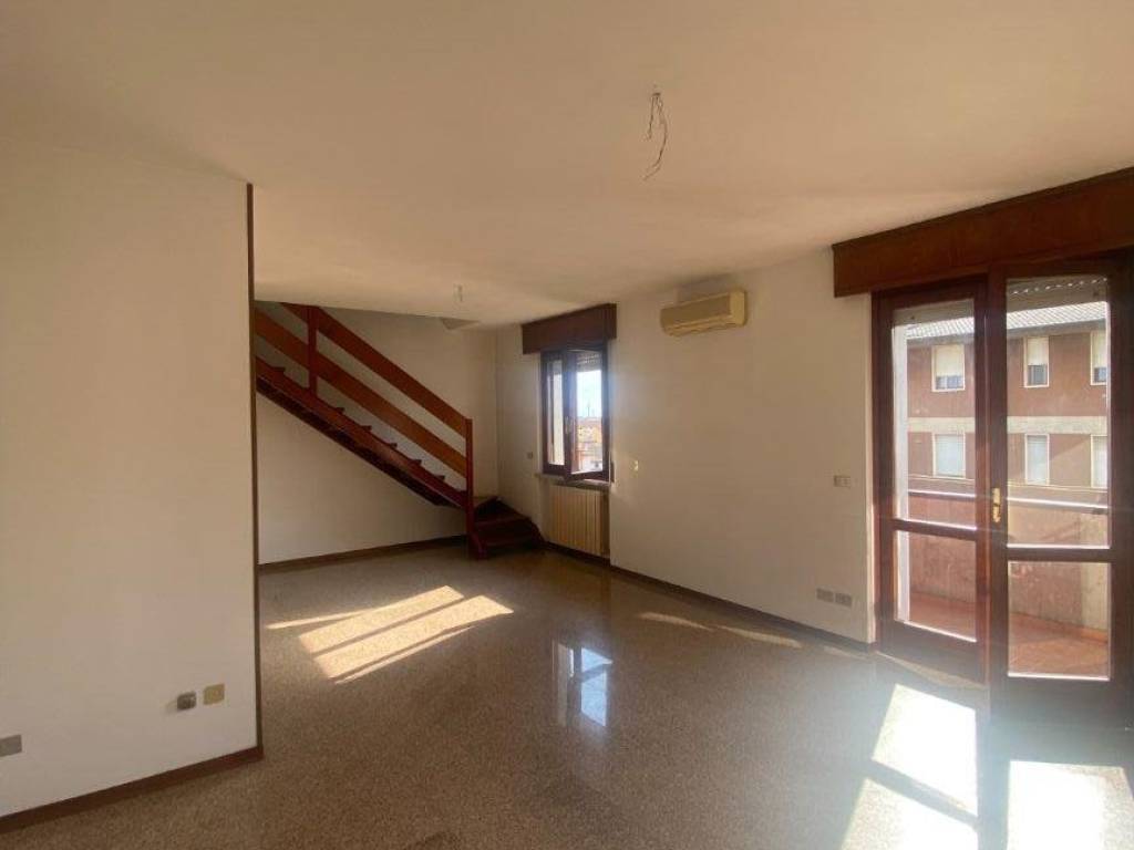 appartamento in vendita a Verona in zona Borgo Roma