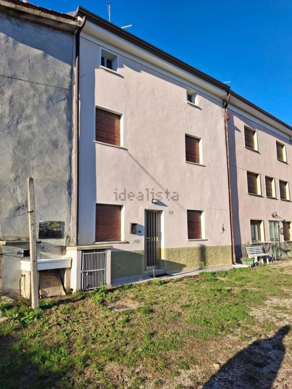 casa indipendente in vendita a Verona in zona Santa Maria in Stelle