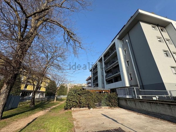 appartamento in vendita a Verona in zona Borgo Milano