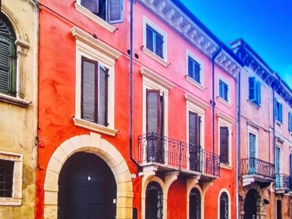 intera palazzina in vendita a Verona