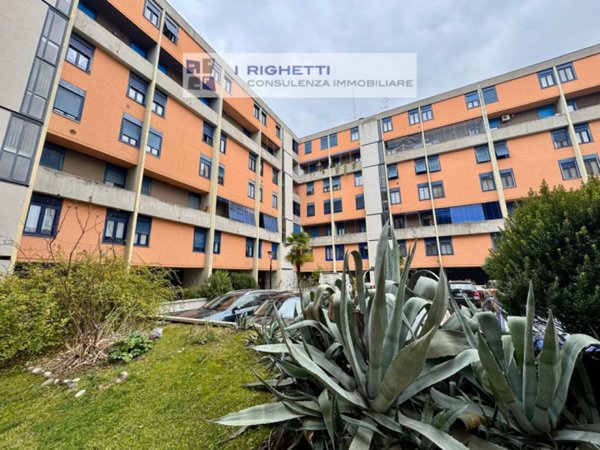 appartamento in vendita a Verona in zona Saval