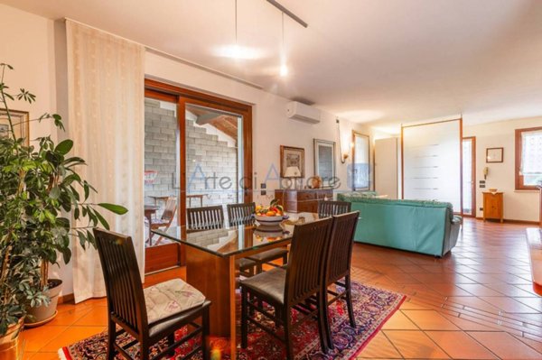 casa indipendente in vendita a Verona in zona Cadidavid