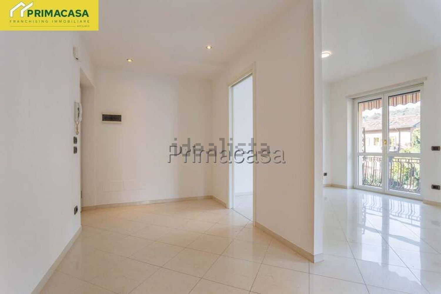 appartamento in vendita a Verona in zona Valdonega