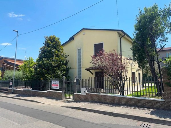 casa indipendente in vendita a Verona in zona San Massimo all'Adige