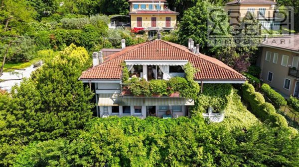 casa indipendente in vendita a Verona in zona Valdonega