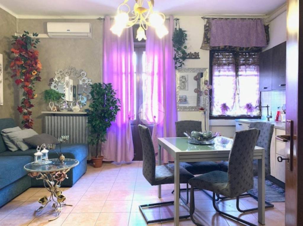 appartamento in vendita a Verona in zona Golosine