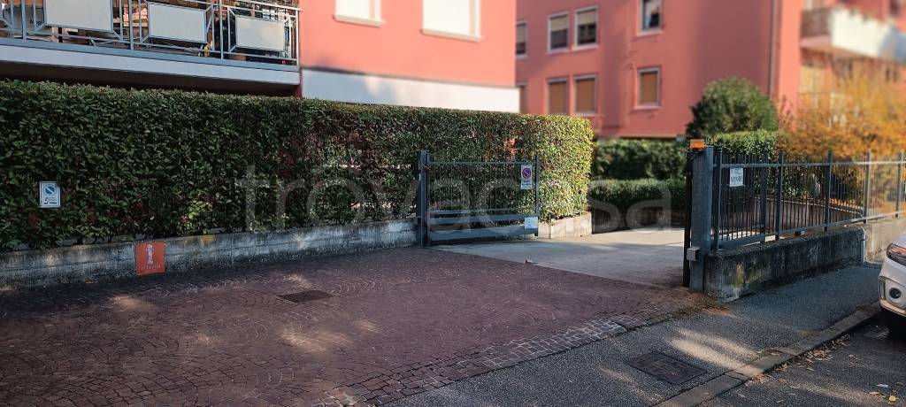 locale di sgombero in vendita a Verona in zona Borgo Venezia / Borgo Trieste