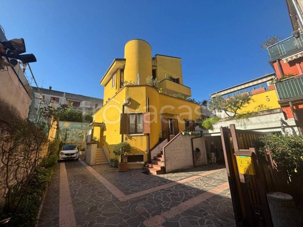 appartamento in vendita a Verona in zona Borgo Roma