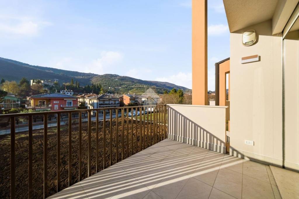 appartamento in vendita a Verona in zona Centro Storico