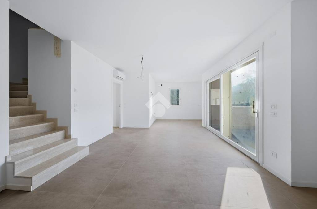 appartamento in vendita a Verona in zona Centro Storico