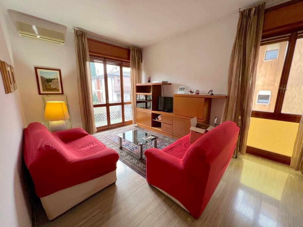 appartamento in vendita a Verona in zona Valdonega