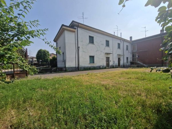 casa indipendente in vendita a Verona in zona Golosine