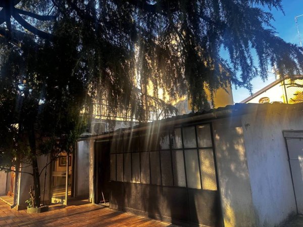 casa indipendente in vendita a Verona in zona Golosine